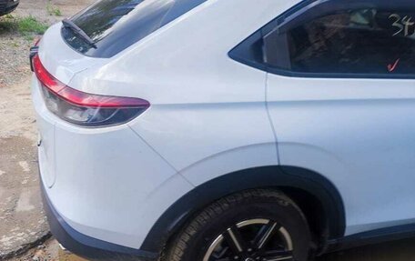 Honda Vezel, 2021 год, 2 280 000 рублей, 5 фотография