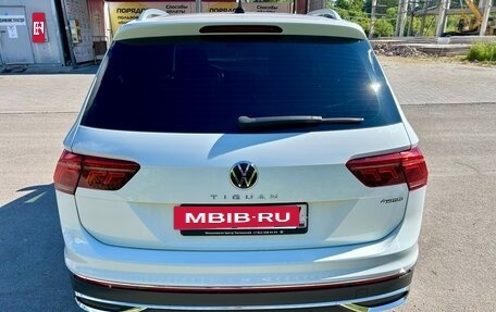Volkswagen Tiguan II, 2021 год, 3 750 000 рублей, 4 фотография