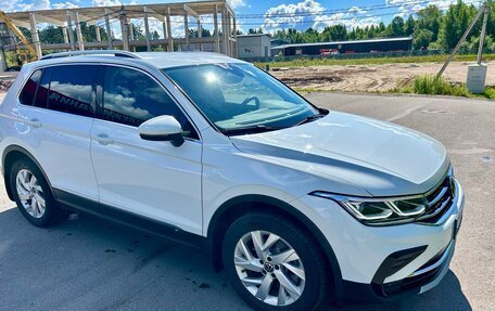 Volkswagen Tiguan II, 2021 год, 3 750 000 рублей, 24 фотография