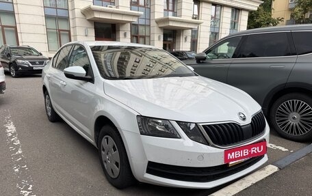 Skoda Octavia, 2018 год, 1 400 000 рублей, 2 фотография