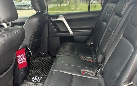 Toyota Land Cruiser Prado 150 рестайлинг 2, 2018 год, 5 200 000 рублей, 8 фотография