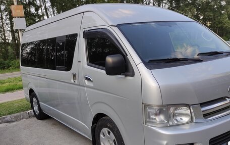 Toyota HiAce H200, 2008 год, 1 550 000 рублей, 5 фотография