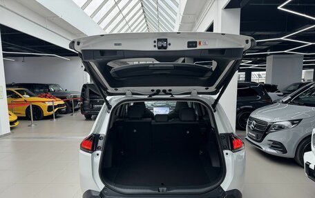 Toyota RAV4, 2026 год, 4 200 000 рублей, 24 фотография