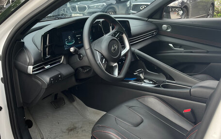 Hyundai Elantra, 2023 год, 1 799 021 рублей, 12 фотография
