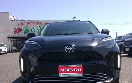 Toyota Yaris Cross, 2022 год, 1 250 000 рублей, 2 фотография
