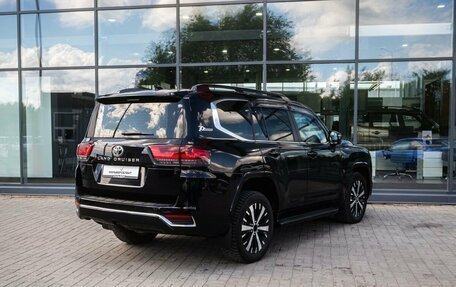 Toyota Land Cruiser, 2021 год, 8 900 000 рублей, 2 фотография