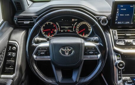 Toyota Land Cruiser, 2021 год, 8 900 000 рублей, 16 фотография