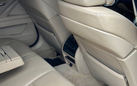 BMW 5 серия, 2011 год, 1 800 000 рублей, 13 фотография
