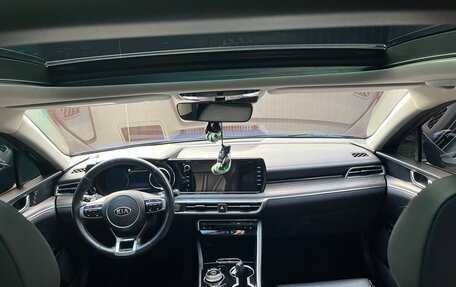 KIA K5, 2019 год, 2 750 000 рублей, 16 фотография