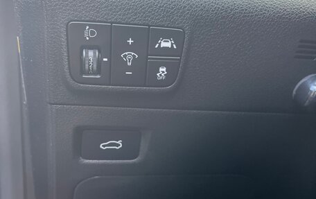 KIA K5, 2019 год, 2 750 000 рублей, 28 фотография