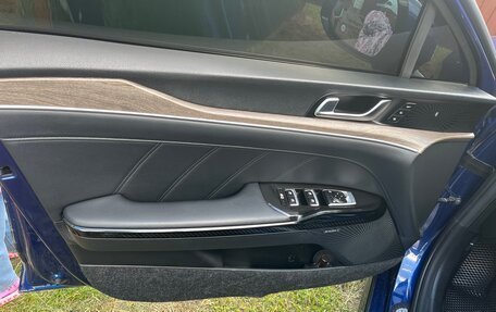 KIA K5, 2019 год, 2 750 000 рублей, 29 фотография