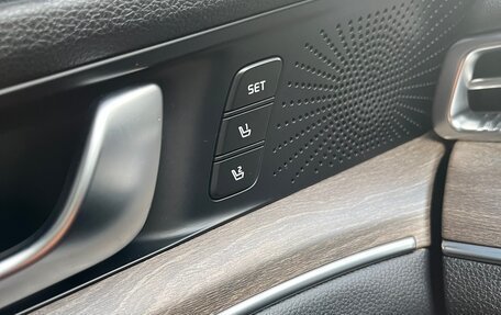 KIA K5, 2019 год, 2 750 000 рублей, 26 фотография