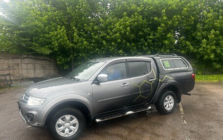 Mitsubishi L200 IV рестайлинг, 2014 год, 1 800 000 рублей, 2 фотография