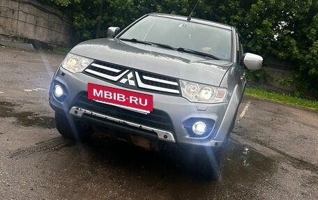 Mitsubishi L200 IV рестайлинг, 2014 год, 1 800 000 рублей, 29 фотография