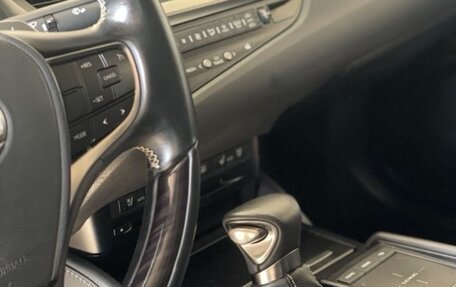 Lexus ES VII, 2018 год, 3 150 000 рублей, 21 фотография