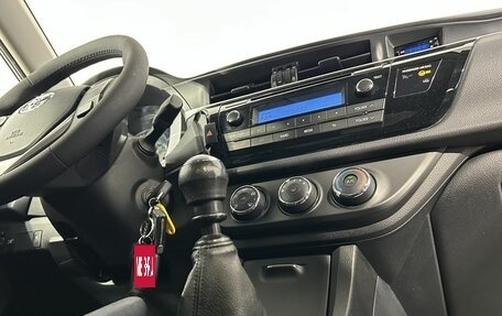 Toyota Corolla, 2014 год, 1 300 000 рублей, 24 фотография