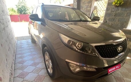KIA Sportage III, 2010 год, 990 000 рублей, 2 фотография