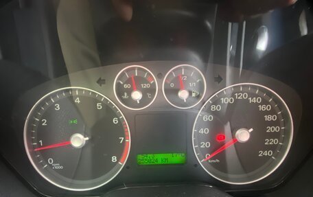 Ford Focus II рестайлинг, 2005 год, 450 000 рублей, 11 фотография