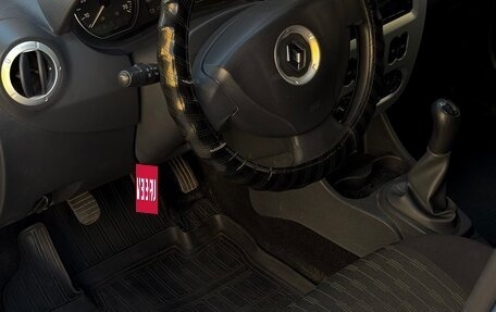 Renault Logan I, 2013 год, 370 000 рублей, 6 фотография