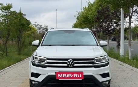 Volkswagen Tharu, 2022 год, 1 834 000 рублей, 2 фотография