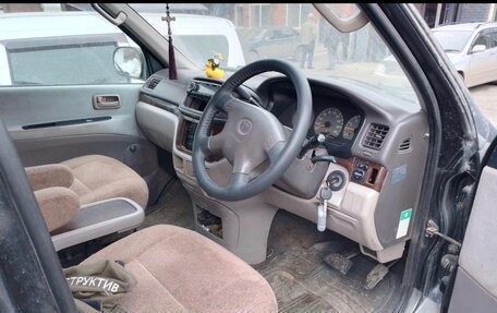 Toyota Regius, 2000 год, 350 000 рублей, 3 фотография