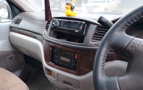 Toyota Regius, 2000 год, 350 000 рублей, 5 фотография
