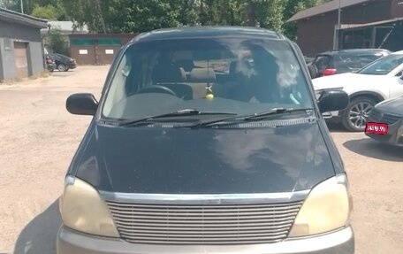 Toyota Regius, 2000 год, 350 000 рублей, 1 фотография