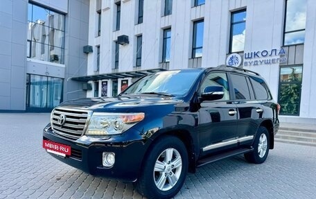 Toyota Land Cruiser 200, 2012 год, 3 389 000 рублей, 6 фотография