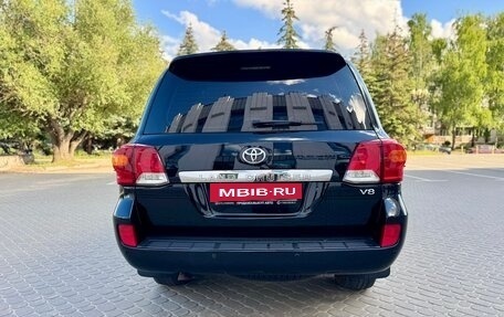 Toyota Land Cruiser 200, 2012 год, 3 389 000 рублей, 10 фотография