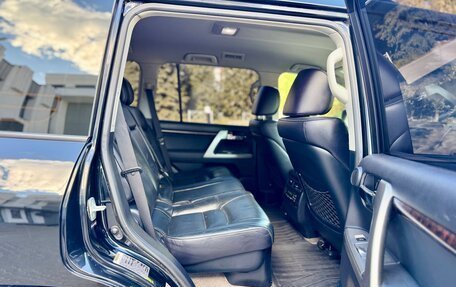 Toyota Land Cruiser 200, 2012 год, 3 389 000 рублей, 23 фотография