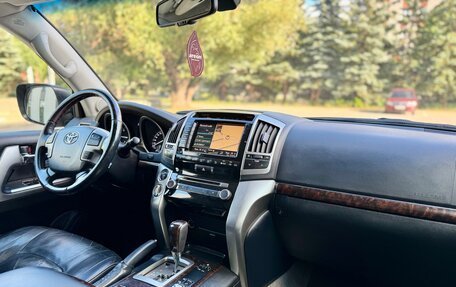 Toyota Land Cruiser 200, 2012 год, 3 389 000 рублей, 24 фотография