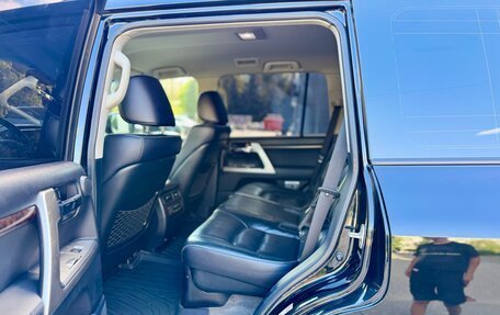 Toyota Land Cruiser 200, 2012 год, 3 389 000 рублей, 30 фотография