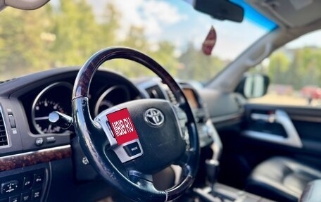 Toyota Land Cruiser 200, 2012 год, 3 389 000 рублей, 28 фотография