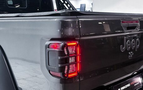Jeep Gladiator, 2020 год, 5 700 000 рублей, 34 фотография