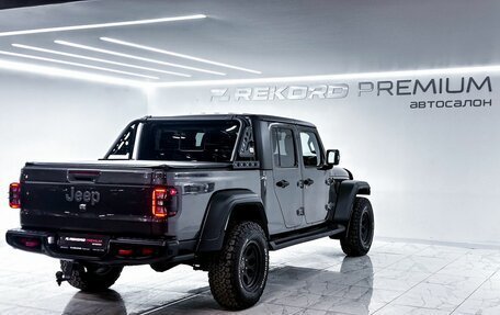 Jeep Gladiator, 2020 год, 5 700 000 рублей, 32 фотография