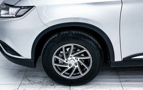Mitsubishi Outlander III рестайлинг 3, 2018 год, 2 019 000 рублей, 7 фотография