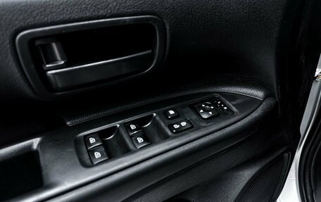 Mitsubishi Outlander III рестайлинг 3, 2018 год, 2 019 000 рублей, 9 фотография