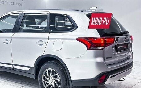 Mitsubishi Outlander III рестайлинг 3, 2018 год, 2 019 000 рублей, 24 фотография