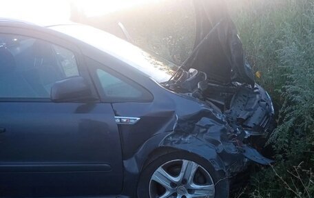 Opel Zafira B, 2013 год, 200 000 рублей, 2 фотография