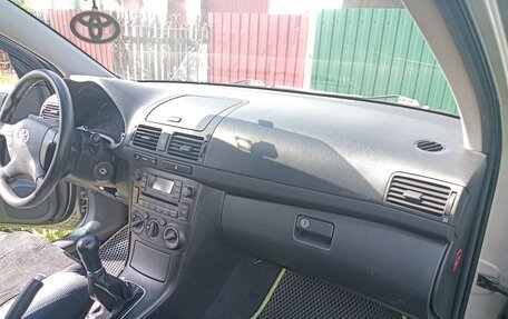 Toyota Avensis III рестайлинг, 2008 год, 830 000 рублей, 10 фотография