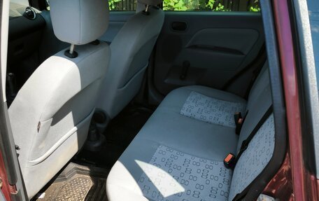 Ford Fiesta, 2003 год, 180 000 рублей, 6 фотография