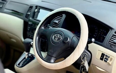 Toyota Corolla Spacio II, 2006 год, 550 000 рублей, 11 фотография