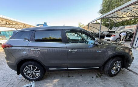 Geely Atlas, 2024 год, 2 300 000 рублей, 7 фотография