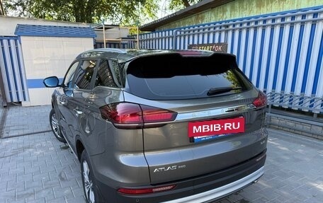 Geely Atlas, 2024 год, 2 300 000 рублей, 4 фотография