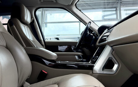 Land Rover Range Rover IV рестайлинг, 2020 год, 6 700 000 рублей, 26 фотография