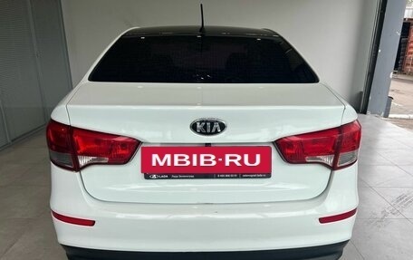 KIA Rio III рестайлинг, 2015 год, 529 000 рублей, 6 фотография