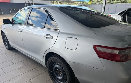 Toyota Camry, 2006 год, 700 000 рублей, 3 фотография