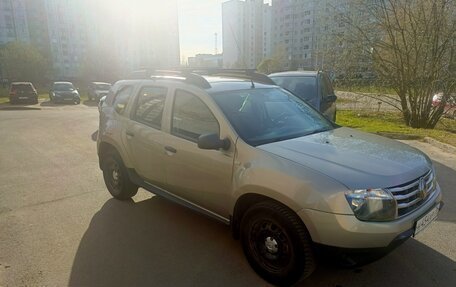 Renault Duster I рестайлинг, 2014 год, 858 000 рублей, 3 фотография