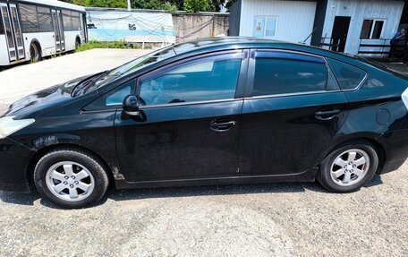 Toyota Prius, 2010 год, 750 000 рублей, 2 фотография