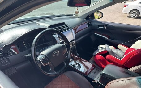 Toyota Camry, 2012 год, 1 550 000 рублей, 6 фотография